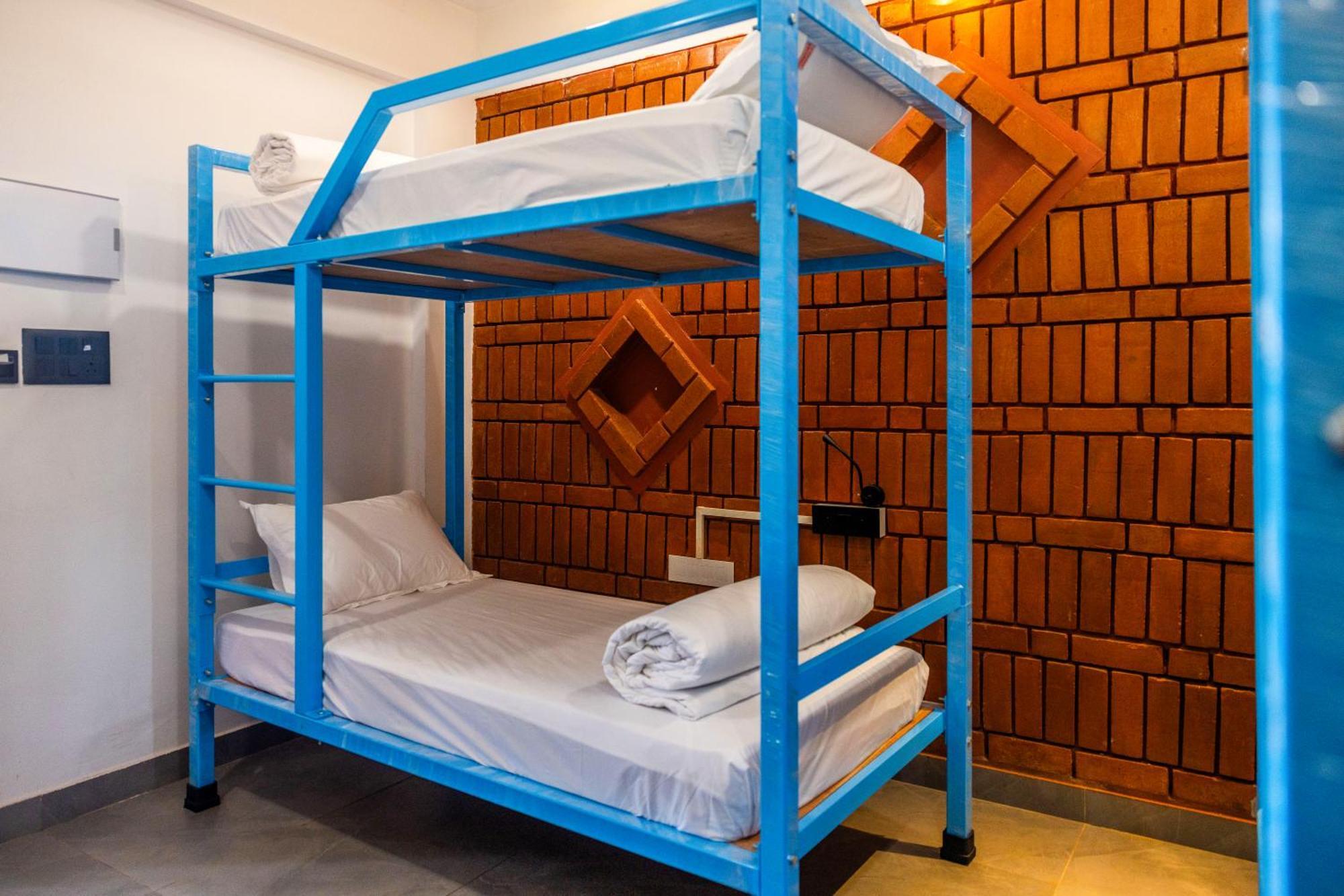 Downtown Hostels - Anjuna Exterior photo