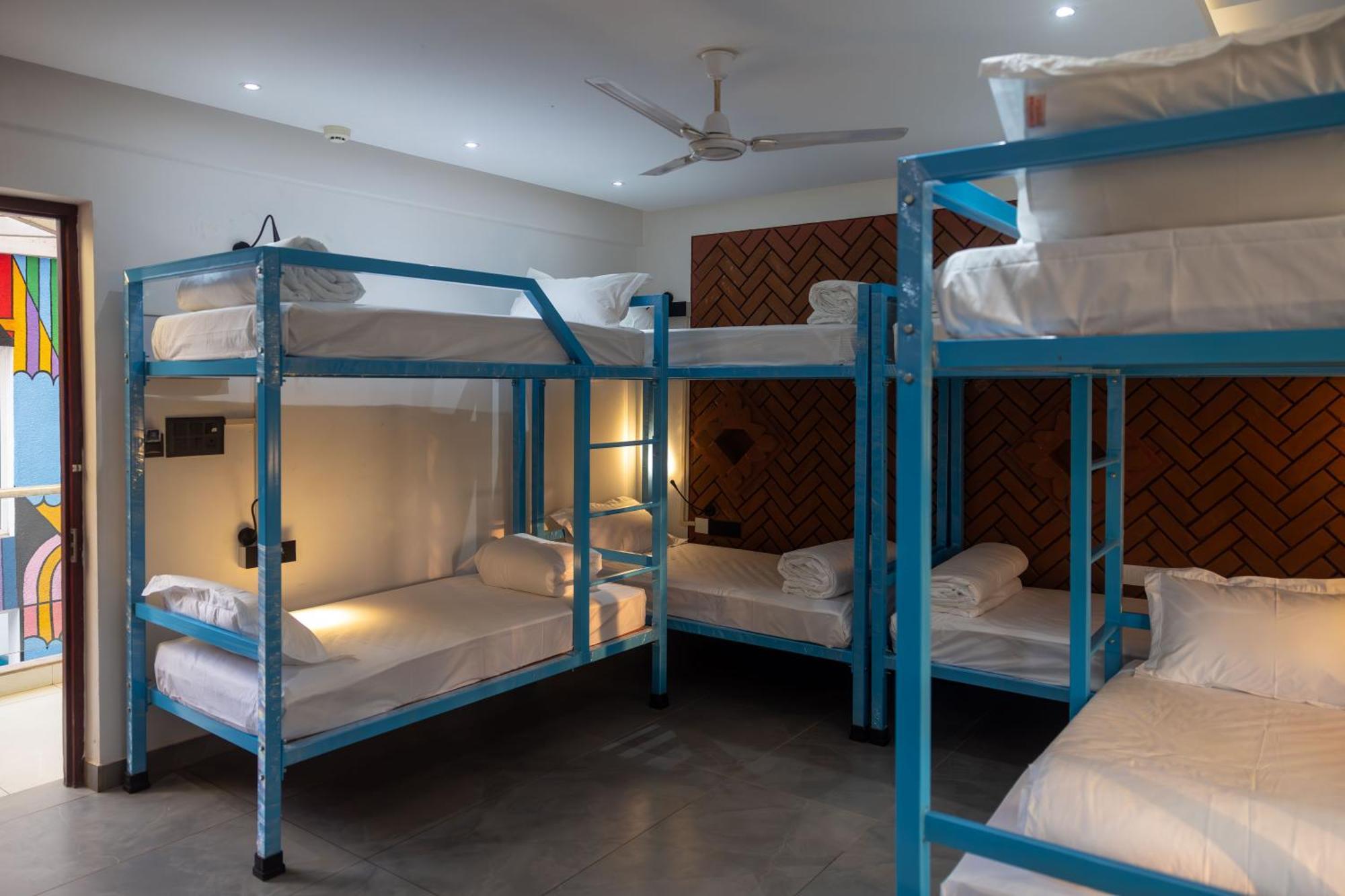 Downtown Hostels - Anjuna Exterior photo